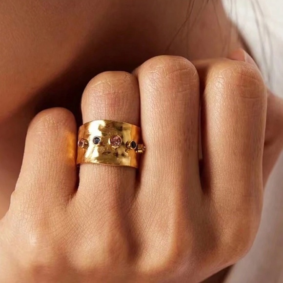 Luxe 18k Gold Plated Cubic Zirconia Adjustable Statement Ring - Picture 2 of 4